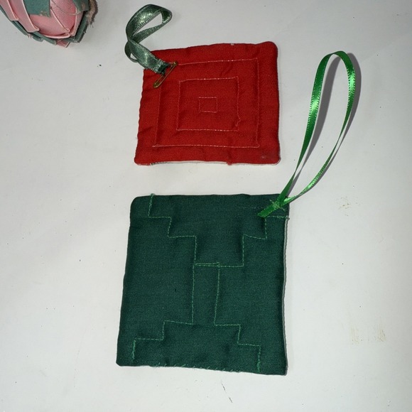 VTG Christmas Fabric Patchwork Quilted Ornament Lot Of 9 Cottagecore Read - Picture 3 of 12